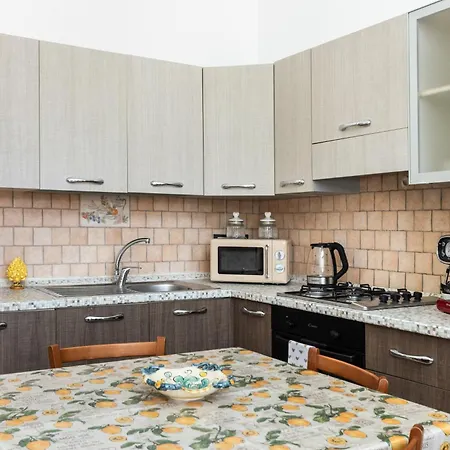 Casa Pazza * Avola