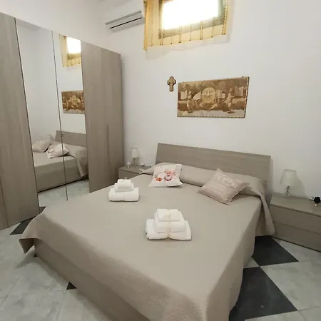 Casa Pazza Avola